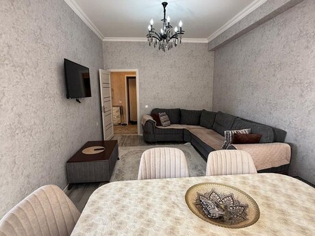 1 otaqlı yeni tikili - 8 Noyabr m. - 58 m²