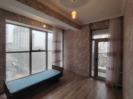 3 otaqlı ofis - 28 May m. - 120 m²