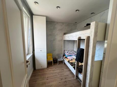 3 otaqlı köhnə tikili - Nizami m. - 75 m²