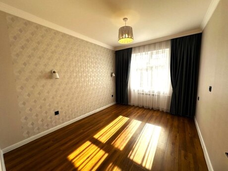 3 otaqlı köhnə tikili - Xətai r. - 80 m²