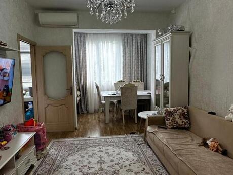 2 otaqlı köhnə tikili - Memar Əcəmi m. - 52 m²