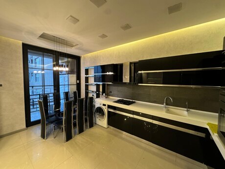 2 otaqlı yeni tikili - Nəsimi r. - 110 m²