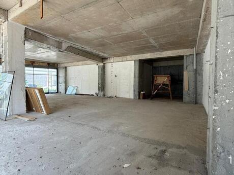 Obyekt - Ağ şəhər q. - 985 m²