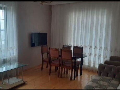 4 otaqlı həyət evi/bağ evi - Şamaxı - 130 m²
