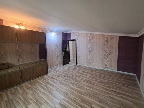 7 otaqlı həyət evi/bağ evi - Savalan q. - 240 m²