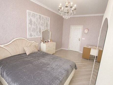 3 otaqlı köhnə tikili - Memar Əcəmi m. - 70 m²