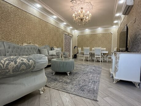 2-комн. новостройка - м. 8 ноября - 100 м²