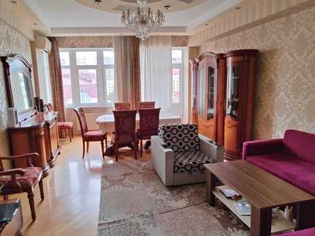 Elan №6129164 - Bakı, Şah İsmayıl Xətai m., 3 otaqlı, 128 m², 8/16 mərtəbə