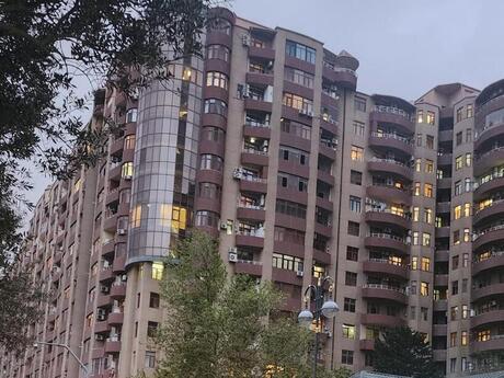 2 otaqlı yeni tikili - Şah İsmayıl Xətai m. - 70 m²