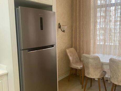 3 otaqlı yeni tikili - Nizami m. - 160 m²