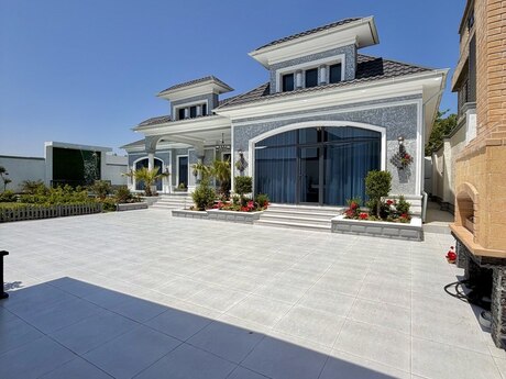 5 otaqlı həyət evi/bağ evi - Mərdəkan q. - 250 m²