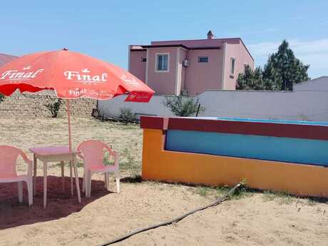 4 otaqlı həyət evi/bağ evi - Mərdəkan q. - 150 m²