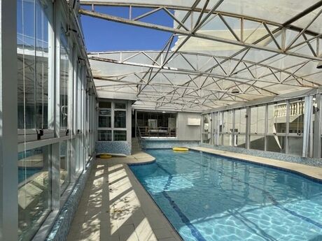 6 otaqlı həyət evi/bağ evi - Novxanı q. - 300 m²