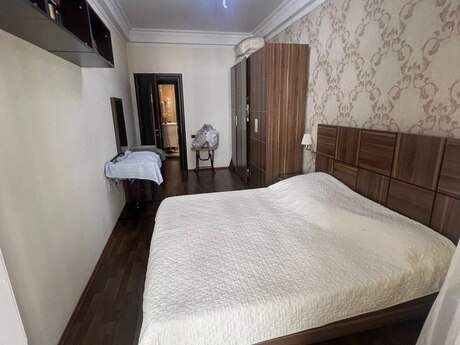 3 otaqlı yeni tikili - Şah İsmayıl Xətai m. - 180 m²