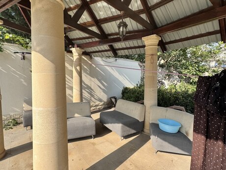 5 otaqlı həyət evi/bağ evi - Mərdəkan q. - 200 m²