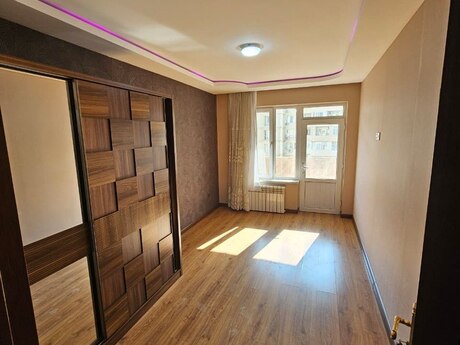 3 otaqlı yeni tikili - 8 Noyabr m. - 100 m²