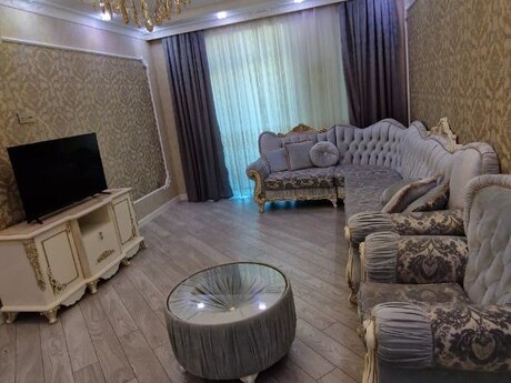 2 otaqlı yeni tikili - 8 Noyabr m. - 94 m²