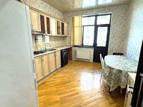 Elan №6129298 - Bakı, Həzi Aslanov m., 3 otaqlı, 120 m², 9/18 mərtəbə