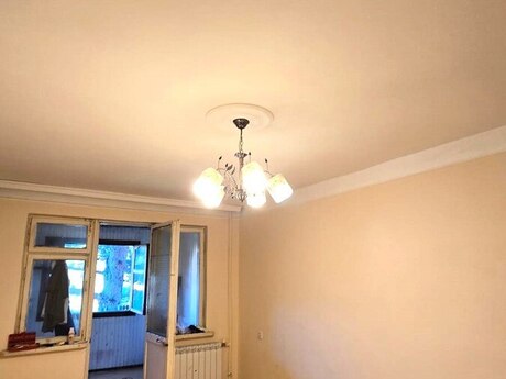 1 otaqlı köhnə tikili - Neftçilər m. - 42 m²