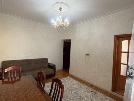 3 otaqlı köhnə tikili - Memar Əcəmi m. - 75 m²