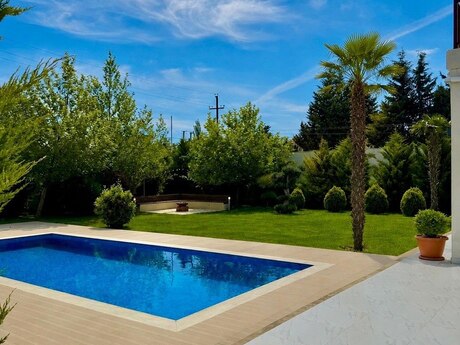 5 otaqlı həyət evi/bağ evi - Mərdəkan q. - 400 m²