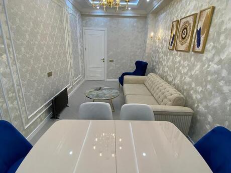 3 otaqlı yeni tikili - İnşaatçılar m. - 80 m²