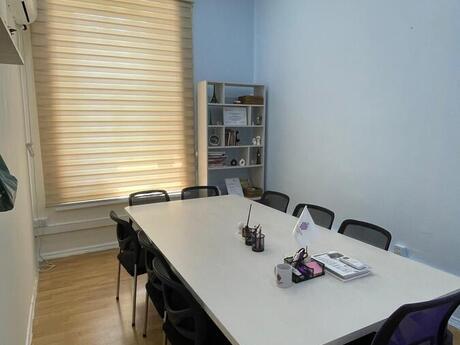2 otaqlı ofis - 28 May m. - 25 m²