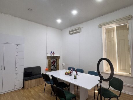 2 otaqlı ofis - 28 May m. - 25 m²