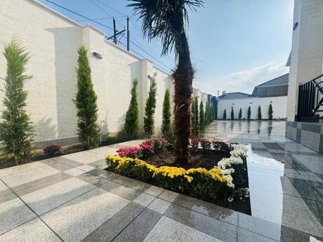 4 otaqlı həyət evi/bağ evi - Novxanı q. - 250 m²