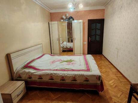 3 otaqlı köhnə tikili - Xırdalan - 85 m²