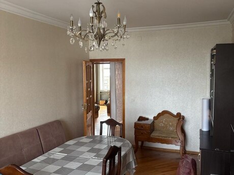5 otaqlı köhnə tikili - Əhmədli m. - 112 m²