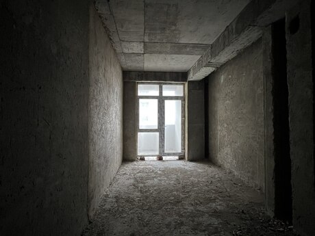 4 otaqlı yeni tikili - Xətai r. - 200 m²
