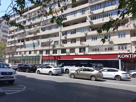 4 otaqlı köhnə tikili - Nəriman Nərimanov m. - 120 m²