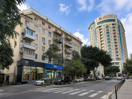 Elan №6129497 - Bakı, 28 May m., 2 otaqlı, 70 m², 4/5 mərtəbə