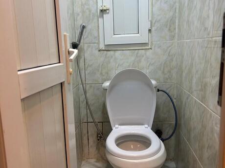 3 otaqlı köhnə tikili - Bakıxanov q. - 55 m²