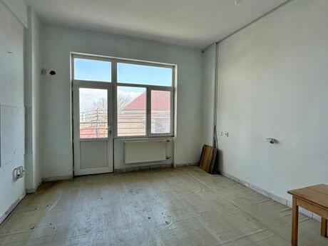 Obyekt - Elmlər Akademiyası m. - 70 m²