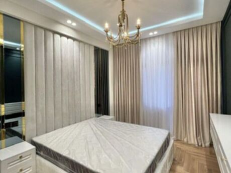 2 otaqlı yeni tikili - 8-ci mikrorayon q. - 75 m²