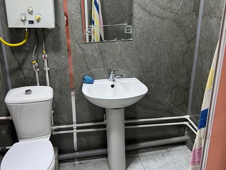 1 otaqlı köhnə tikili - Koroğlu m. - 35 m²