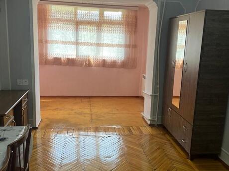 1 otaqlı köhnə tikili - Koroğlu m. - 35 m²