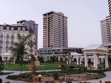 3 otaqlı yeni tikili - Ağ şəhər q. - 157 m²