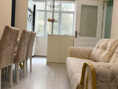 3 otaqlı köhnə tikili - Memar Əcəmi m. - 55 m²