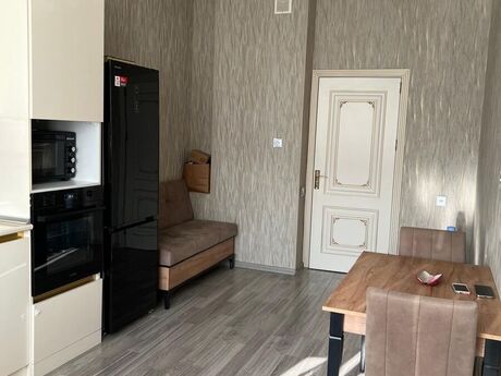 2-комн. новостройка - м. Иншаатчылар - 95 м²