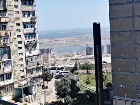 2 otaqlı köhnə tikili - Yeni Günəşli q. - 45 m²