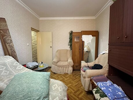 2 otaqlı köhnə tikili - Köhnə Günəşli q. - 60 m²