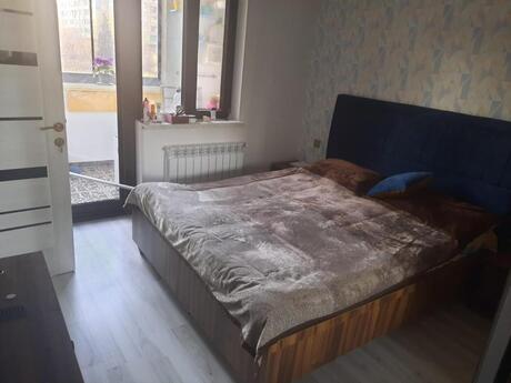 3 otaqlı yeni tikili - 28 May m. - 70 m²
