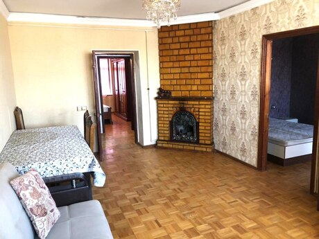 4 otaqlı köhnə tikili - Xalqlar Dostluğu m. - 110 m²