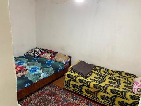 2 otaqlı həyət evi/bağ evi - Bülbülə q. - 50 m²