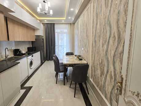 3 otaqlı yeni tikili - Nəsimi r. - 130 m²