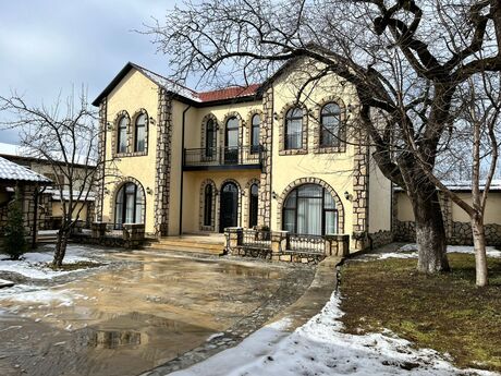 5 otaqlı həyət evi/bağ evi - Qəbələ - 160 m²