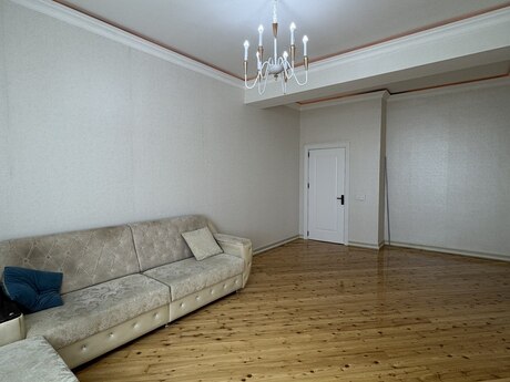2-комн. новостройка - Хатаинский р. - 75 м²